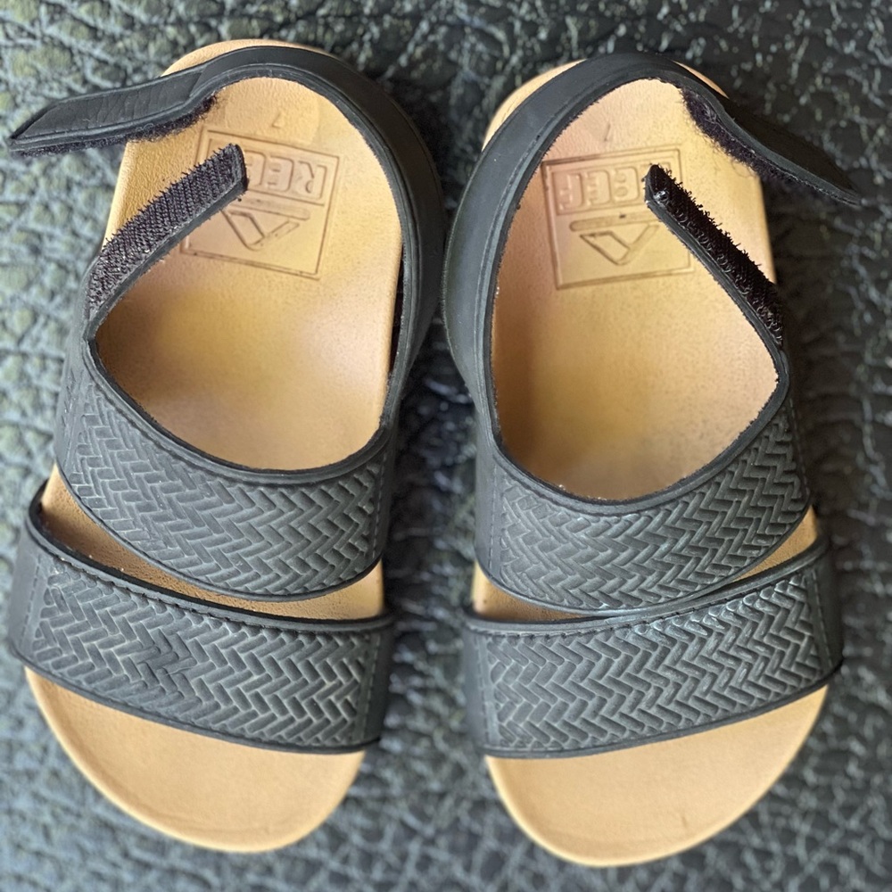 Reef Kids Black Sandals